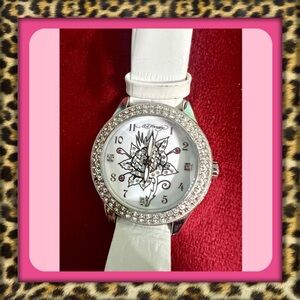 👑✅PRICE FIRM✅ Y2K Ed Hardy Womens White Leather Watch with Pink Rhinstones